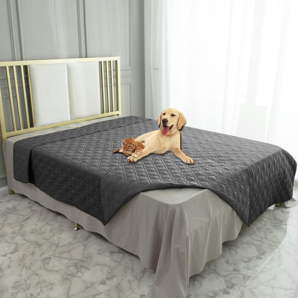 Ameritex Waterproof Reversible Furniture Protector for Pets